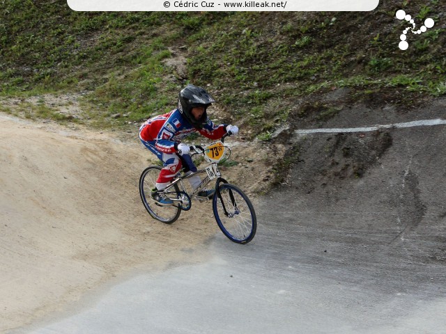 Coupe des Lacs 2014 de BMX, manche de Cran-Gevrier - le dim. 12 octobre 2014, 2e manche de la Coupe des Lacs, compétition franco-suisse de BMX Race. — « Coupe des Lacs 2014 de BMX, 2e manche à Cran-Gevrier » — 2e manche de la Coupe des Lacs 2014 sur la piste de bicross de Cran-Gevrier. — mots associés : bmx, coupe des lacs