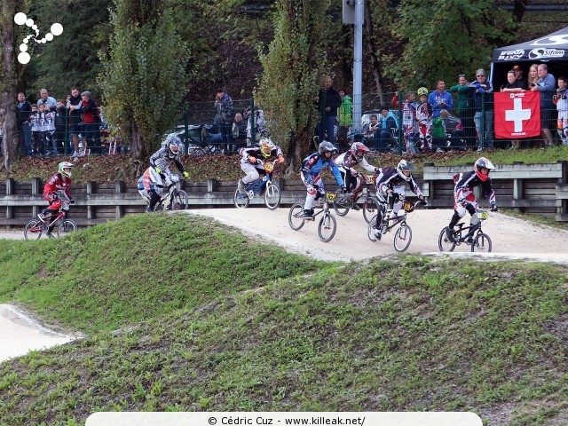 Coupe des Lacs 2014 de BMX, manche de Cran-Gevrier - le dim. 12 octobre 2014, 2e manche de la Coupe des Lacs, compétition franco-suisse de BMX Race. – « Coupe des Lacs 2014 de BMX, 2e manche à Cran-Gevrier » – 2e manche de la Coupe des Lacs 2014 sur la piste de bicross de Cran-Gevrier. – mots associés : bmx, coupe des lacs