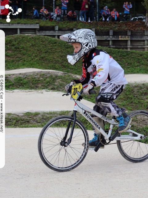 Coupe des Lacs 2014 de BMX, manche de Cran-Gevrier - le dim. 12 octobre 2014, 2e manche de la Coupe des Lacs, compétition franco-suisse de BMX Race. – « Coupe des Lacs 2014 de BMX, 2e manche à Cran-Gevrier » – 2e manche de la Coupe des Lacs 2014 sur la piste de bicross de Cran-Gevrier. – mots associés : bmx, coupe des lacs