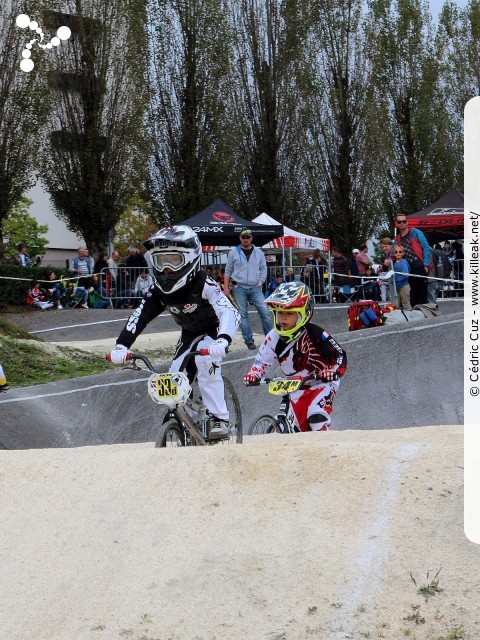 Coupe des Lacs 2014 de BMX, manche de Cran-Gevrier - le dim. 12 octobre 2014, 2e manche de la Coupe des Lacs, compétition franco-suisse de BMX Race. – « Coupe des Lacs 2014 de BMX, 2e manche à Cran-Gevrier » – 2e manche de la Coupe des Lacs 2014 sur la piste de bicross de Cran-Gevrier. – mots associés : bmx, coupe des lacs
