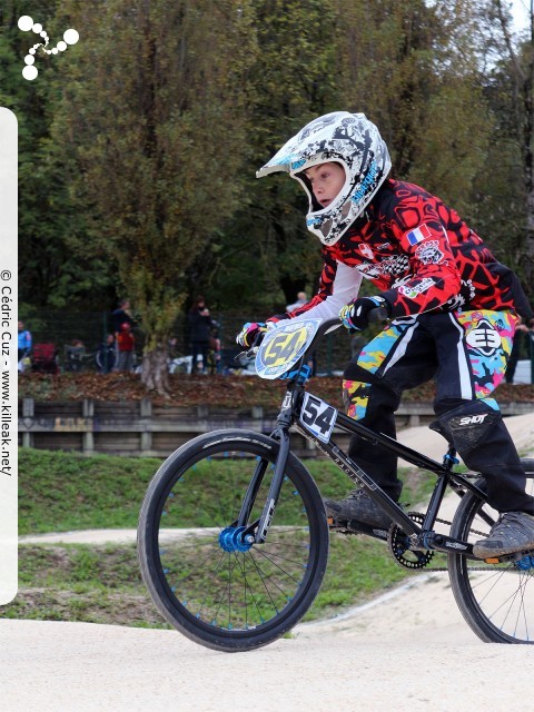 Coupe des Lacs 2014 de BMX, manche de Cran-Gevrier - le dim. 12 octobre 2014, 2e manche de la Coupe des Lacs, compétition franco-suisse de BMX Race. – « Coupe des Lacs 2014 de BMX, 2e manche à Cran-Gevrier » – 2e manche de la Coupe des Lacs 2014 sur la piste de bicross de Cran-Gevrier. – mots associés : bmx, coupe des lacs