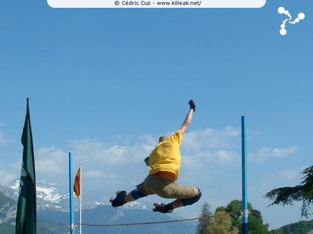 Coupe de France et Open International de Roller Acrobatique - les sam. 15 et dim. 16 mai 2004, Annecy - le Pâquier. – « Hakim Naït Chalal - Coupe de France et Open International de Roller Acrobatique » –