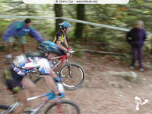 Finale de la Coupe de France 2002 de VTT Cross Country - les sam. 05 et dim. 06 octobre 2002 ; Annecy, Plateau des Puisots, Semnoz. – « Finale de la Coupe de France 2002 de VTT Cross Country » – mots associés : coupe de france, cross country, semnoz, vtt, xc