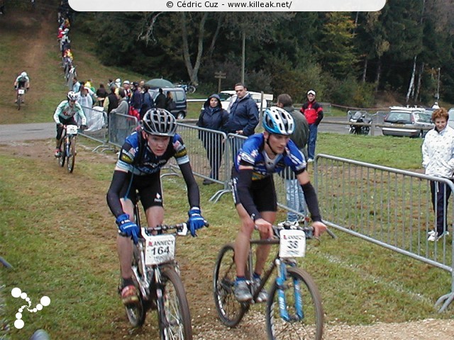 Finale de la Coupe de France 2002 de VTT Cross Country - les sam. 05 et dim. 06 octobre 2002 ; Annecy, Plateau des Puisots, Semnoz. – « Finale de la Coupe de France 2002 de VTT Cross Country » – mots associés : coupe de france, cross country, semnoz, vtt, xc