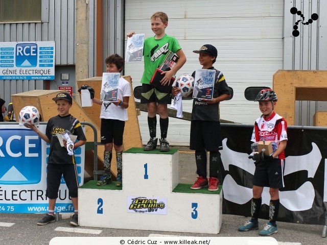 14e Trial de Cran-Gevrier // Coupe Rhône-Alpes 2015 de Vélo & VTT Trial, manche de Cran-Gevrier - le dim. 24 mai 2015, Cran-Gevrier, dans la zone des Romains et en contrebas du Viaduc de Brassilly. — « Coupe Rhône-Alpes 2015 de Vélo & VTT Trial, manche de Cran-Gevrier » — Manche de la Coupe Rhône-Alpes 2015 de Vélo & VTT Trial. — mots associés : coupe rhône-alpes, trial, vtt