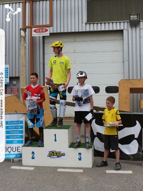 14e Trial de Cran-Gevrier // Coupe Rhône-Alpes 2015 de Vélo & VTT Trial, manche de Cran-Gevrier - le dim. 24 mai 2015, Cran-Gevrier, dans la zone des Romains et en contrebas du Viaduc de Brassilly. — « Coupe Rhône-Alpes 2015 de Vélo & VTT Trial, manche de Cran-Gevrier » — Manche de la Coupe Rhône-Alpes 2015 de Vélo & VTT Trial. — mots associés : coupe rhône-alpes, trial, vtt