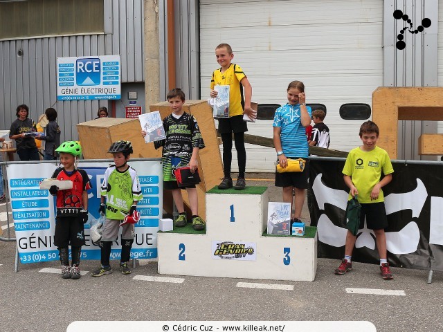 14e Trial de Cran-Gevrier // Coupe Rhône-Alpes 2015 de Vélo & VTT Trial, manche de Cran-Gevrier - le dim. 24 mai 2015, Cran-Gevrier, dans la zone des Romains et en contrebas du Viaduc de Brassilly. – « Coupe Rhône-Alpes 2015 de Vélo & VTT Trial, manche de Cran-Gevrier » – Manche de la Coupe Rhône-Alpes 2015 de Vélo & VTT Trial. – mots associés : coupe rhône-alpes, trial, vtt