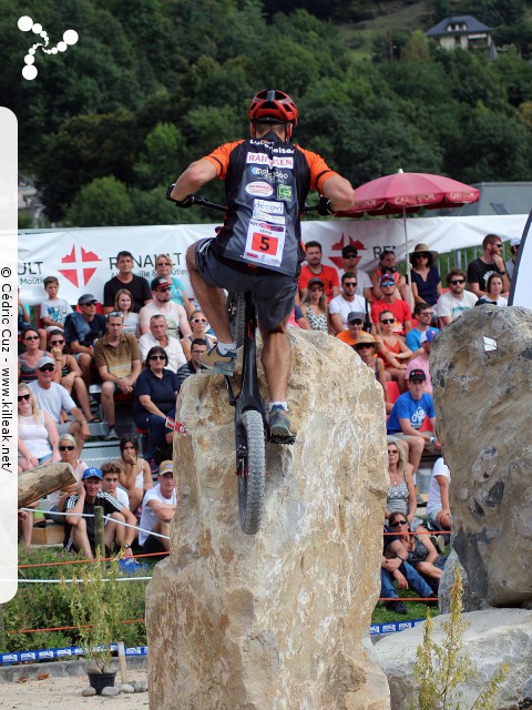 Coupe du Monde 2017 de VTT Trial, 4e manche - les sam. 26 et dim. 27 août 2017, Albertville, Savoie – « Coupe du Monde 2017 de VTT Trial, 4e manche à Albertville » – Coupe du Monde 2017 de VTT Trial, 4e manche, Albertville, Savoie, France – mots associés : albertville, coupe du monde, trial
