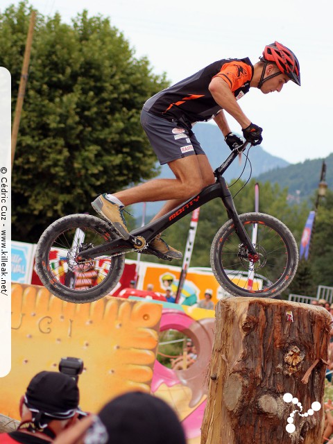 Coupe du Monde 2017 de VTT Trial, 4e manche - les sam. 26 et dim. 27 août 2017, Albertville, Savoie – « Coupe du Monde 2017 de VTT Trial, 4e manche à Albertville » – Coupe du Monde 2017 de VTT Trial, 4e manche, Albertville, Savoie, France – mots associés : albertville, coupe du monde, trial