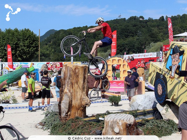 Coupe du Monde 2017 de VTT Trial, 4e manche - les sam. 26 et dim. 27 août 2017, Albertville, Savoie – « Coupe du Monde 2017 de VTT Trial, 4e manche à Albertville » – Coupe du Monde 2017 de VTT Trial, 4e manche, Albertville, Savoie, France – mots associés : albertville, coupe du monde, trial