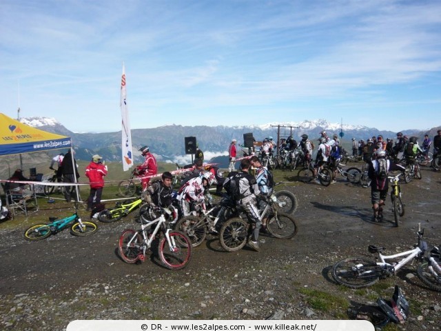 « Enduro Series 2008: Glacier Classic 2 Alpes » – mots associés : 2 alpes, accrovtt, enduro series, glacier classic, vtt