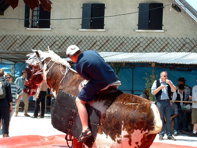Fête western à 'Évires City', édition 2004 - le sam. 24 en soirée et le dim. 25 juillet 2004 ; Évires, Hte-Savoie. — « Fête western à 'Évires City', édition 2004 » —