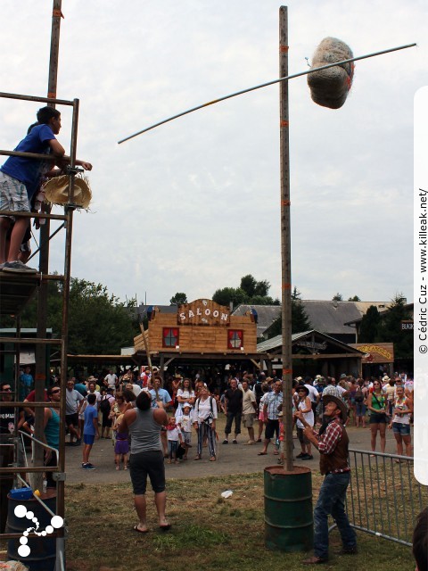 Fête western à 'Évires City', édition 2013 - les sam. 27 au soir et dim. 28 juillet 2012 toute la journée, Évires vit au rythme du western... – « Fête western à 'Évires City', édition 2013 » – Démonstrations de line dance, spectacle de french cancan, animations équestres. – mots associés : évires, fête, western