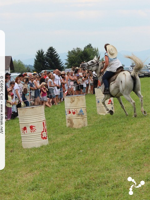 Fête western à 'Évires City', édition 2013 - les sam. 27 au soir et dim. 28 juillet 2012 toute la journée, Évires vit au rythme du western... – « Fête western à 'Évires City', édition 2013 » – Démonstrations de line dance, spectacle de french cancan, animations équestres. – mots associés : évires, fête, western