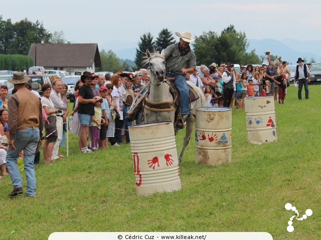 Fête western à 'Évires City', édition 2013 - les sam. 27 au soir et dim. 28 juillet 2012 toute la journée, Évires vit au rythme du western... – « Fête western à 'Évires City', édition 2013 » – Démonstrations de line dance, spectacle de french cancan, animations équestres. – mots associés : évires, fête, western