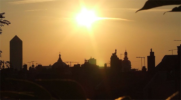 « Image du jour - 11/09/2011 - Lever de soleil sur Lyon » —