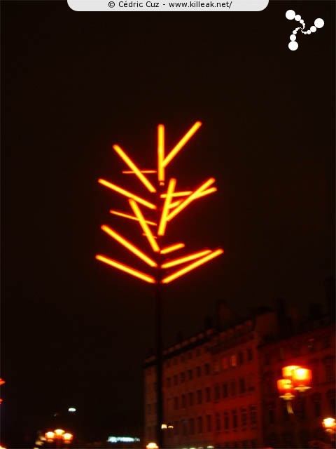 8 Décembre 2006 - Fête des Lumières - du jeu. 07 au dim. 10 décembre 2006 ; dans tous les arrondissements de Lyon. – « 8 Décembre 2006 - Fête des Lumières » –