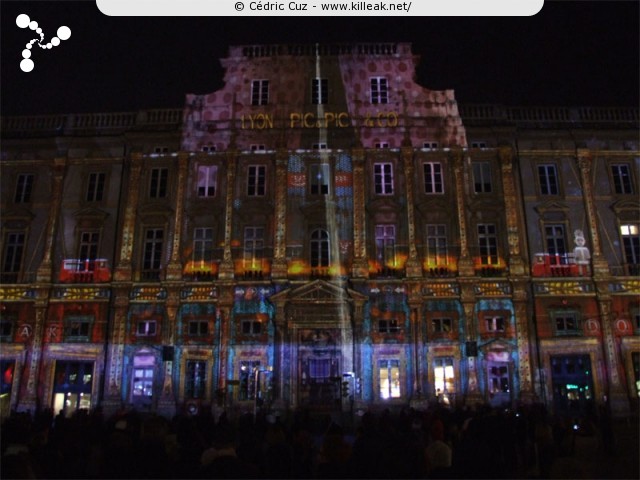 8 Décembre 2008 - Fête des Lumières - du ven. 05 au lun. 08 décembre 2008 ; Lyon, tous les arrondissements et quartiers. – « 8 Décembre 2008 - Fête des Lumières » – mots associés : 8 décembre, lumières, lyon