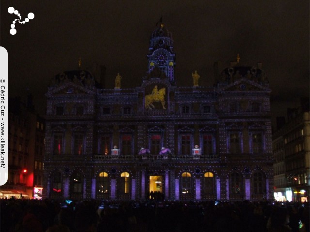 8 Décembre 2008 - Fête des Lumières - du ven. 05 au lun. 08 décembre 2008 ; Lyon, tous les arrondissements et quartiers. — « 8 Décembre 2008 - Fête des Lumières » — mots associés : 8 décembre, lumières, lyon