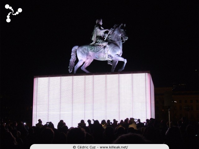 8 Décembre 2012 - Fête des Lumières - du jeu. 06 au dim. 09 décembre 2012 ; Lyon, dans tous les arrondissements. – « 8 Décembre 2012 - Fête des Lumières » – mots associés : 8 décembre, fête, lumières, lyon