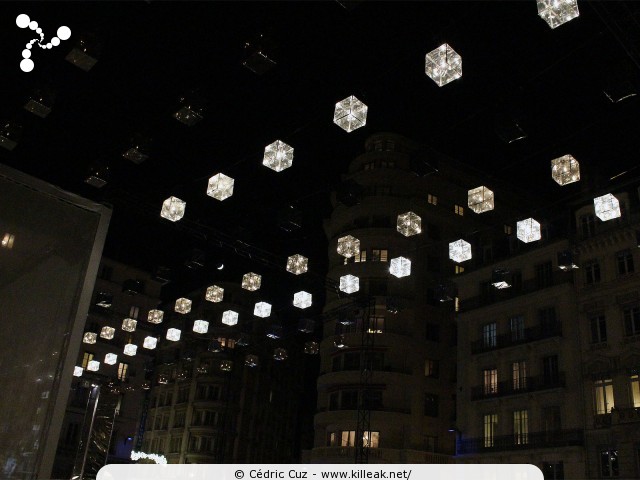 8 Décembre 2013 - Fête des Lumières - du ven. 06 au lun. 09 décembre 2013 ; Lyon, dans tous les arrondissements. – « 8 Décembre 2013 - Fête des Lumières » – mots associés : 8 décembre, fête, lumières, lyon