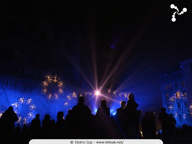 8 Décembre 2013 - Fête des Lumières - du ven. 06 au lun. 09 décembre 2013 ; Lyon, dans tous les arrondissements. – « 8 Décembre 2013 - Fête des Lumières » – mots associés : 8 décembre, fête, lumières, lyon