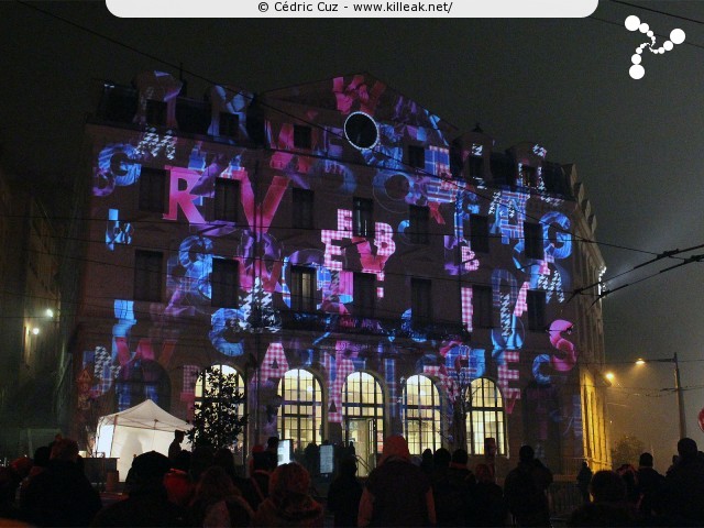 8 Décembre 2013 - Fête des Lumières - du ven. 06 au lun. 09 décembre 2013 ; Lyon, dans tous les arrondissements. — « 8 Décembre 2013 - Fête des Lumières » — mots associés : 8 décembre, fête, lumières, lyon