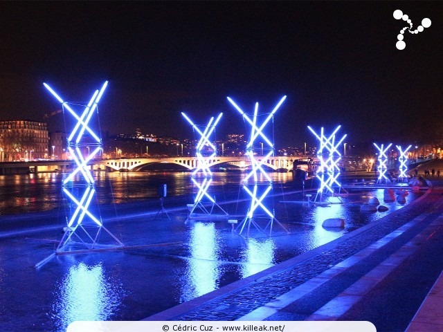 8 Décembre 2013 - Fête des Lumières - du ven. 06 au lun. 09 décembre 2013 ; Lyon, dans tous les arrondissements. – « 8 Décembre 2013 - Fête des Lumières » – mots associés : 8 décembre, fête, lumières, lyon