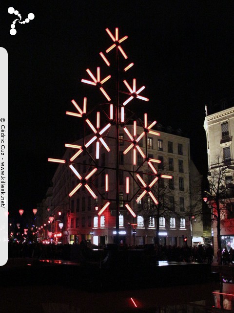 8 Décembre 2018 - Fête des Lumières - du jeu. 06 au dim. 09 décembre 2018 ; Lyon, Vieux quartiers et Presqu'île. — « 8 Décembre 2018 - Fête des Lumières » — mots associés : 8 décembre, fête, lumières