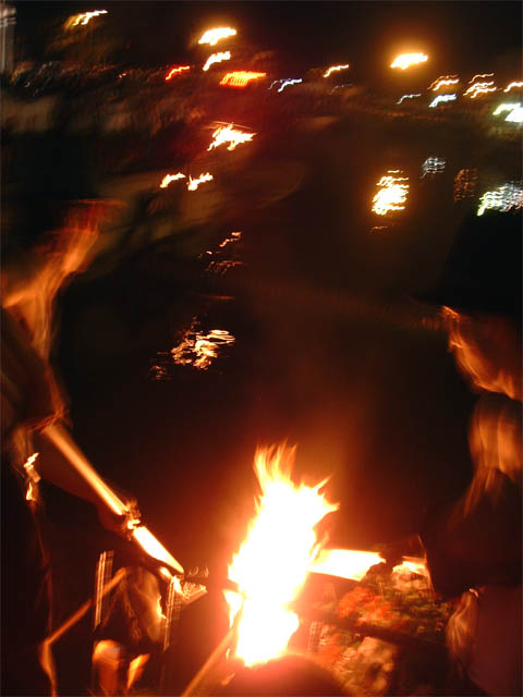 les Noctibules, Festival des Arts de Rue, édition 2004 - du mer. 21 au sam. 24 juillet 2004, dans les rues d'Annecy, sur le Pâquier, les Jardins de l'Europe... – « les Noctibules, Festival des Arts de Rue, édition 2004 » –
