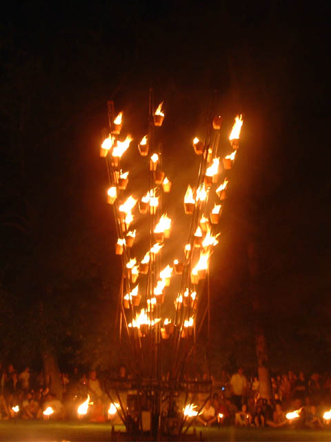 les Noctibules, Festival des Arts de Rue, édition 2004 - du mer. 21 au sam. 24 juillet 2004, dans les rues d'Annecy, sur le Pâquier, les Jardins de l'Europe... – « les Noctibules, Festival des Arts de Rue, édition 2004 » –