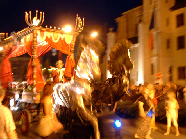 les Noctibules, Festival des Arts de Rue, édition 2004 - du mer. 21 au sam. 24 juillet 2004, dans les rues d'Annecy, sur le Pâquier, les Jardins de l'Europe... – « les Noctibules, Festival des Arts de Rue, édition 2004 » –