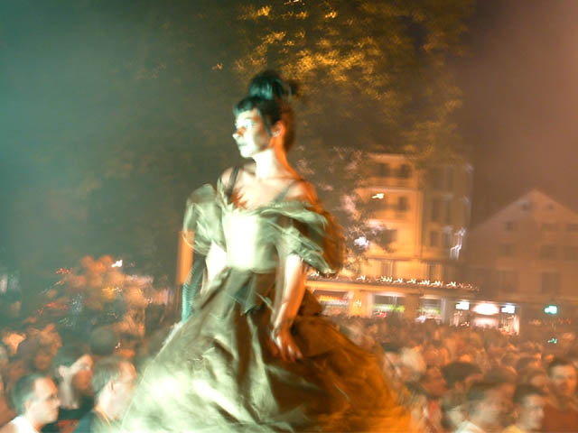 les Noctibules, Festival des Arts de Rue, édition 2004 - du mer. 21 au sam. 24 juillet 2004, dans les rues d'Annecy, sur le Pâquier, les Jardins de l'Europe... – « les Noctibules, Festival des Arts de Rue, édition 2004 » –