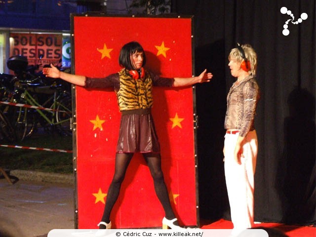 les Noctibules, Festival des Arts de Rue, édition 2007 - du mer. 18 au sam. 21 juillet 2007, dans les rues et sur les places du centre-ville, ainsi que sur le Pâquier, Annecy. – « les Noctibules, Festival des Arts de Rue, édition 2007 » – mots associés : noctibules