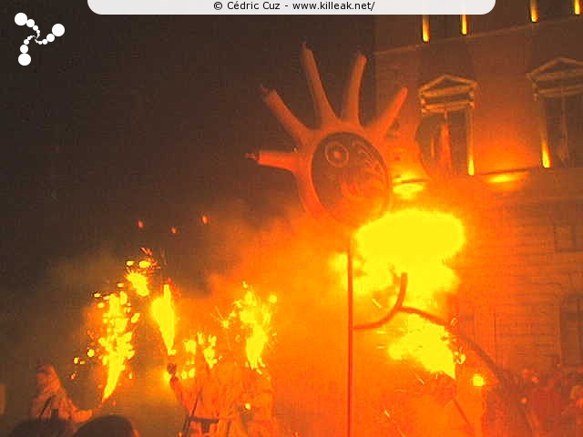 les Noctibules, Festival des Arts de Rue, édition 2007 - du mer. 18 au sam. 21 juillet 2007, dans les rues et sur les places du centre-ville, ainsi que sur le Pâquier, Annecy. – « les Noctibules, Festival des Arts de Rue, édition 2007 » – mots associés : noctibules