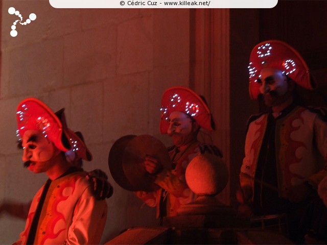 les Noctibules, Festival des Arts de Rue, édition 2011 - du mer. 20 au sam. 23 juillet 2011, dans les rues et sur les places du centre-ville, ainsi que sur le Pâquier, Annecy. – « les Noctibules, Festival des Arts de Rue, édition 2011 » – Festival estival des arts de rue dans les rues, sur les places et sur le Pâquier à Annecy. – mots associés : noctibules