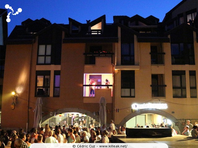 les Noctibules, Festival des Arts de Rue, édition 2014 - du mer. 16 au sam. 19 juillet 2014, dans les rues et sur les places du centre-ville, ainsi que sur le Pâquier, Annecy. – « les Noctibules, Festival des Arts de Rue, édition 2014 » – Festival estival des arts de rue dans les rues, dans les rues, sur les places au bord des canaux et sur le Pâquier à Annecy. – mots associés : art de rue, noctibules