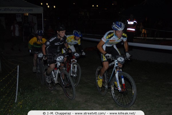 « Challenge Street VTT 2009 - Finale au Corbier © J.-M. Chappelaz » — mots associés : challenge, cross country, street, vtt, xc