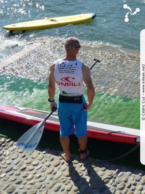 SUP in Town 2011 - Open de Lyon de Stand-Up Paddle - les sam. 10 et dim. 11 septembre 2011, sur le Rhône au niveau de la Fosse aux Ours, Lyon – « SUP in Town 2011 - Open de Lyon de Stand-Up Paddle » – Démonstrations et initiations grand public, mais aussi courses et relais pro de Stand-Up Paddle sur les eaux du Rhône, à Lyon – mots associés : stand-up paddle