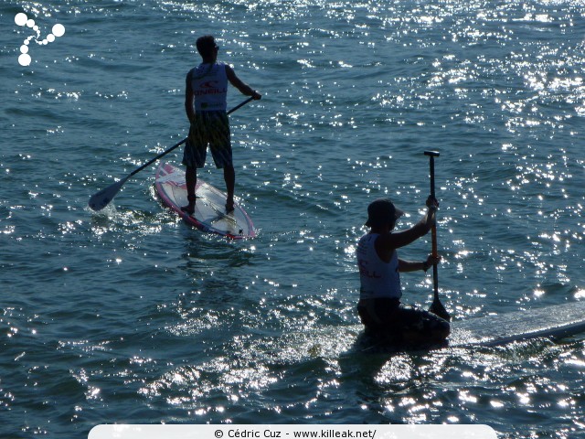 SUP in Town 2011 - Open de Lyon de Stand-Up Paddle - les sam. 10 et dim. 11 septembre 2011, sur le Rhône au niveau de la Fosse aux Ours, Lyon – « SUP in Town 2011 - Open de Lyon de Stand-Up Paddle » – Démonstrations et initiations grand public, mais aussi courses et relais pro de Stand-Up Paddle sur les eaux du Rhône, à Lyon – mots associés : stand-up paddle