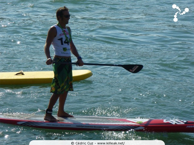 SUP in Town 2011 - Open de Lyon de Stand-Up Paddle - les sam. 10 et dim. 11 septembre 2011, sur le Rhône au niveau de la Fosse aux Ours, Lyon – « SUP in Town 2011 - Open de Lyon de Stand-Up Paddle » – Démonstrations et initiations grand public, mais aussi courses et relais pro de Stand-Up Paddle sur les eaux du Rhône, à Lyon – mots associés : stand-up paddle